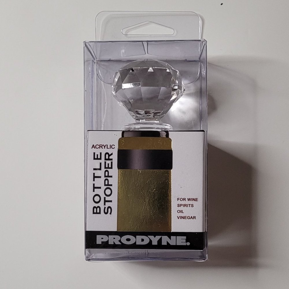 Prodyne Solid Crystal-Clear Acrylic Bottle Stopper with Airtight Silicone Seal